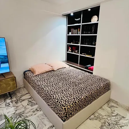 John In Kwatera prywatna *